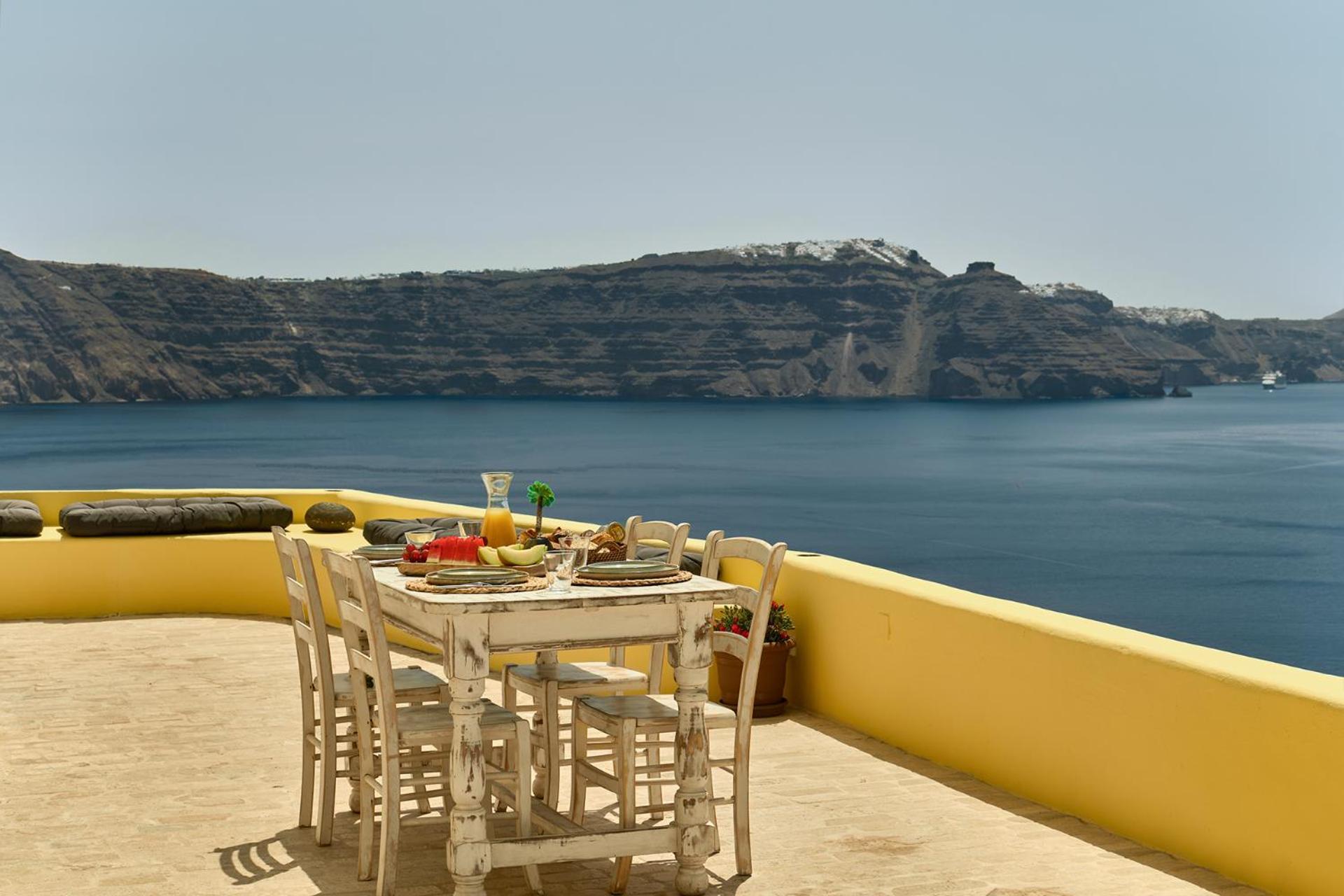 Ilivatos - Elegant Villa On The Caldera'S Edge Ía Eksteriør bilde